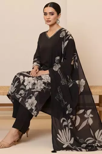 Women Floral Printed Regular Thread Work Pure Cotton Kurta with Trousers & With Dupatta