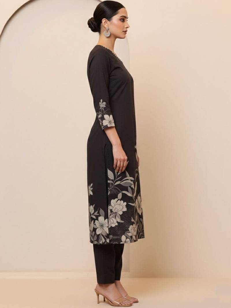 Women Floral Printed Regular Thread Work Pure Cotton Kurta with Trousers & With Dupatta