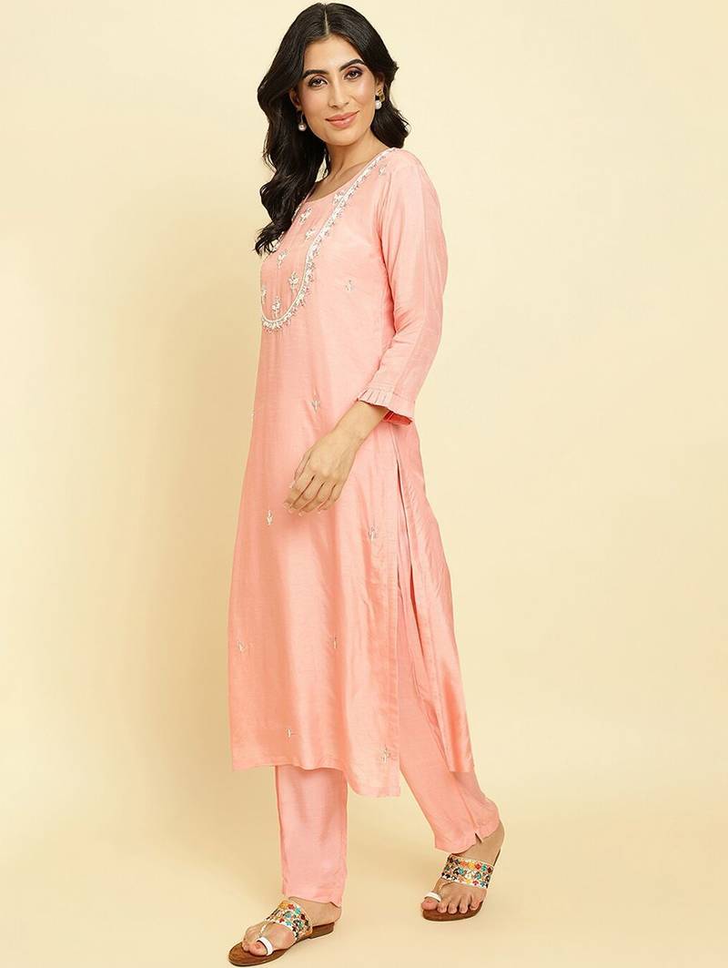 Floral Embroidered Beads & Stones Kurta With Trousers & Dupatta