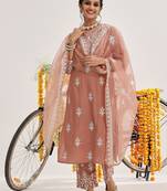 Ethnic Motifs Embroidered Thread Work Pure Cotton Kurta & Trousers With Dupatta