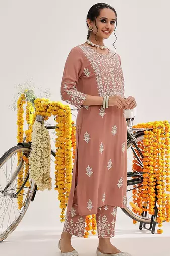 Ethnic Motifs Embroidered Thread Work Pure Cotton Kurta & Trousers With Dupatta