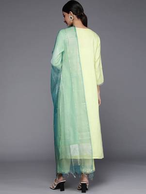 Women Green Pleated Kurta with Trousers & Dupatta 7