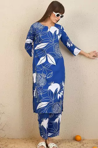Floral Printed Notch Neck Straight Kurta With Trousers