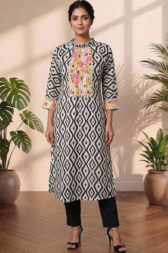 Women Printed Regular Mirror Work Kurta with trouser