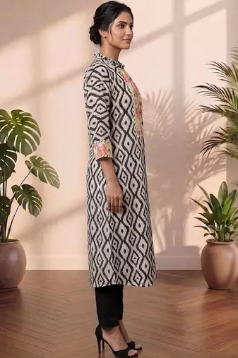 Women Printed Regular Mirror Work Kurta with trouser