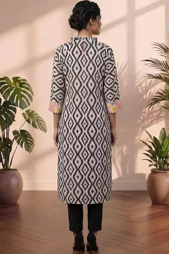 Women Printed Regular Mirror Work Kurta with trouser