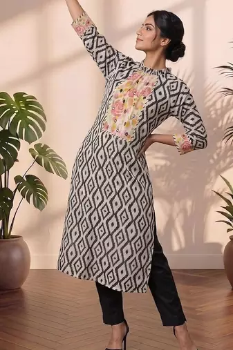 Women Printed Regular Mirror Work Kurta with trouser