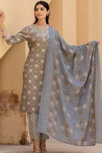 Women Floral Printed Regular Mirror Work Kurta with Trousers & With Dupatta