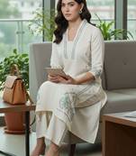 Women Ethnic Motifs Embroidered Regular Thread Work Kurta with Trousers
