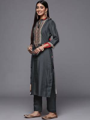 Women Ethnic Motifs Embroidered Kurta with Trousers & Dupatta 6
