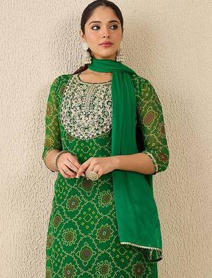 Bandhani Printed Thread Work Georgette Straight Kurta With Trousers & Dupatta 1