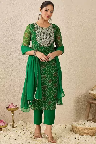 Bandhani Printed Thread Work Georgette Straight Kurta With Trousers & Dupatta