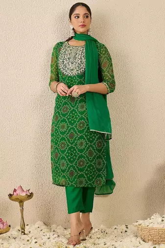 Bandhani Printed Thread Work Georgette Straight Kurta With Trousers & Dupatta