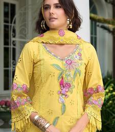 Women Floral Embroidered Regular Sequinned  Cotton Kurta with Trousers & With Dupatta