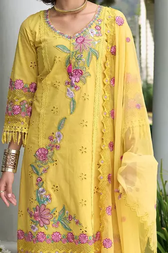 Women Floral Embroidered Regular Sequinned Pure Cotton Kurta with Trousers & With Dupatta