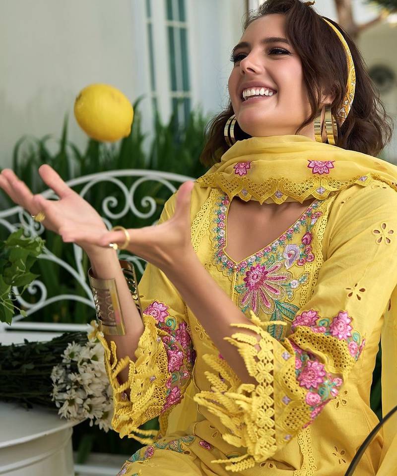 Women Floral Embroidered Regular Sequinned  Cotton Kurta with Trousers & With Dupatta