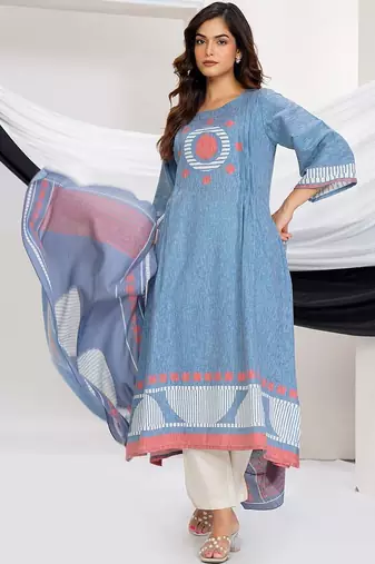 Women Printed Regular Kurta with Trousers & With Dupatta