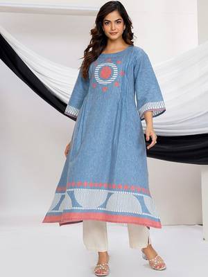 Women Printed Regular Kurta with Trousers & With Dupatta 6