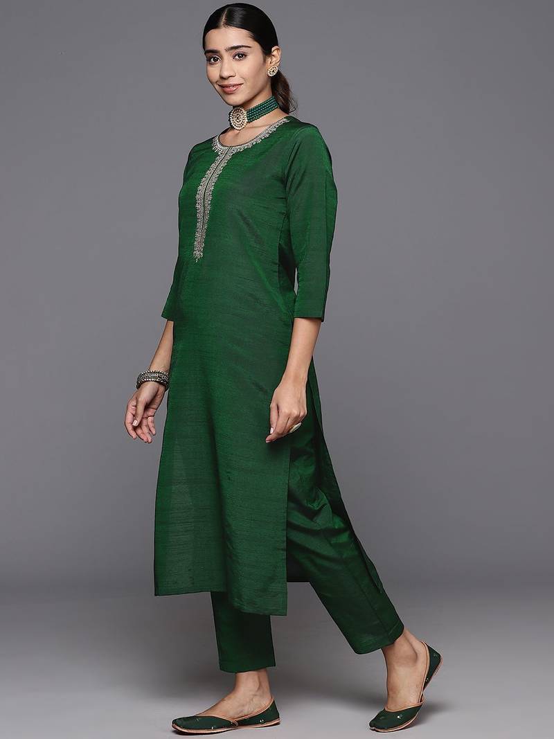 Women Ethnic Motifs Embroidered Regular Kurta with Trousers & Dupatta