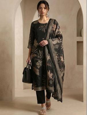 Women Floral Printed Regular Chanderi Silk Kurta with Trousers & With Dupatta 1