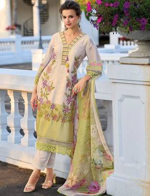 Women Floral Embroidered Regular Mirror Work Kurta with Trousers & Dupatta 1
