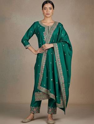Women Ethnic Motifs Embroidered Regular Thread Work Kurta with Trousers & With Dupatta 2