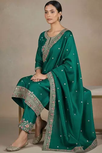 Women Ethnic Motifs Embroidered Regular Thread Work Kurta with Trousers & With Dupatta
