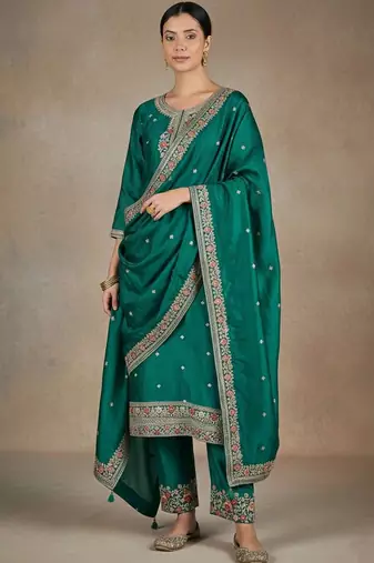 Women Ethnic Motifs Embroidered Regular Thread Work Kurta with Trousers & With Dupatta