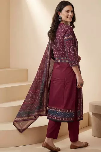 Women Ethnic Motifs Printed Mirror Work Pure Cotton Kurta & Trousers With Dupatta
