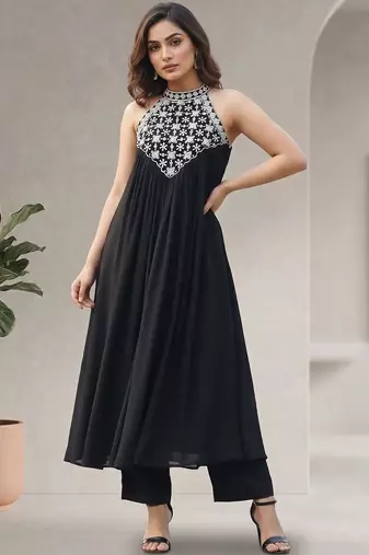 Women Ethnic Motifs Embroidered Regular Thread Work Kurta with Trousers