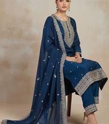 Women Ethnic Motifs Embroidered Regular Thread Work Kurta with Trousers & With Dupatta