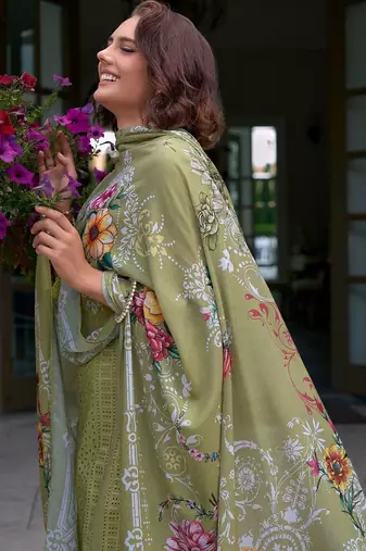 Floral Embroidered Mirror Work Pure Cotton Kurta With Trousers & Dupatta