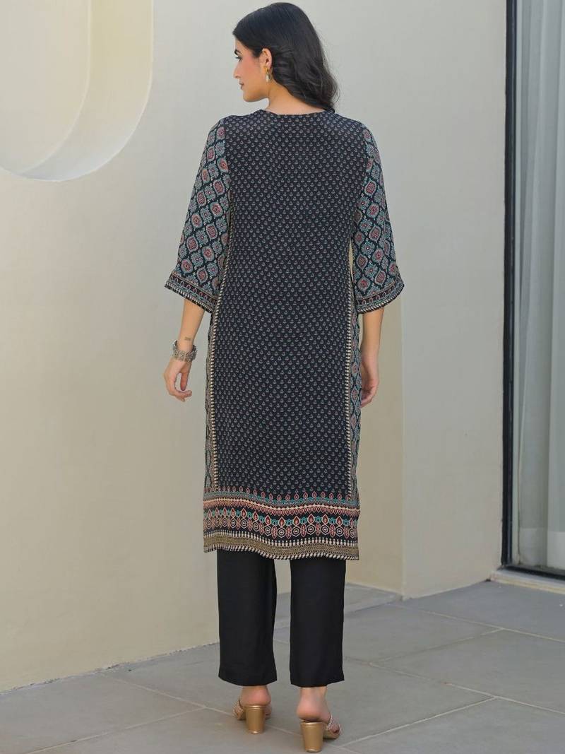Women Ethnic Motifs Printed Regular Mirror Work Kurta with Trousers & With Dupatta