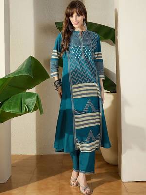 Women  Cotton Printed A-Line Kurta & Trousers 1