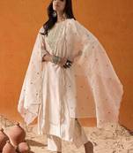 Ethnic Motifs Embroidered Straight Zari Liva Kurta with Trousers & Dupatta