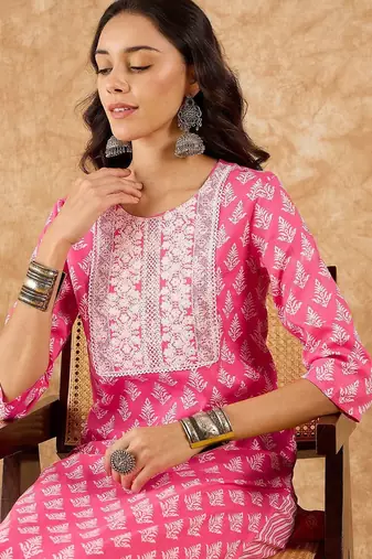 Ethnic Motifs Printed Straight Thread Work Kurta with Trousers
