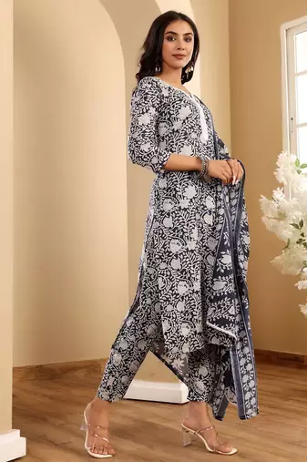 Blue Floral Printed Notch Neck Straight Kurta with Trousers & With Dupatta