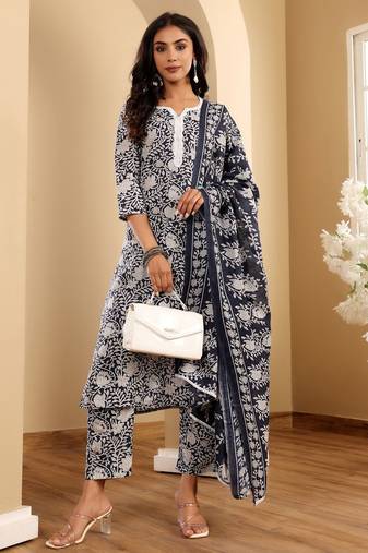 Blue Floral Printed Notch Neck Straight Kurta with Trousers & With Dupatta