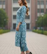 Women Floral Printed Regular  Cotton Kurta with Trousers & With Dupatta