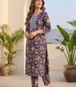 Women Floral Printed Regular Thread Work Kurta with Trousers & With Dupatta