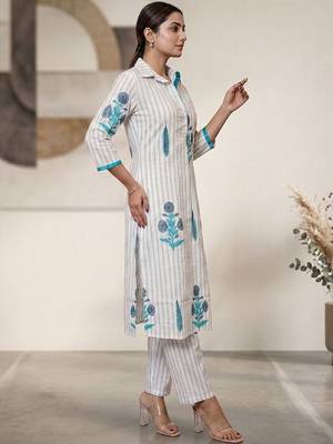 Women Printed Regular Kurta with Trousers 3
