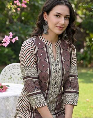 Women Printed Regular Mirror Work  Cotton Kurta with Trousers 2