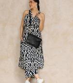 Women Printed Regular Pure Cotton Kurta with Trousers