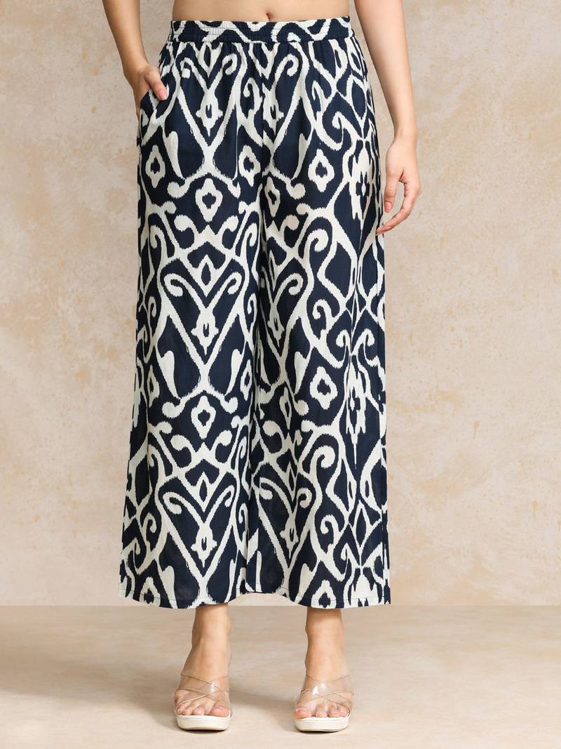 Women Printed Regular Pure Cotton Kurta with Trousers