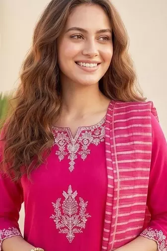Women Ethnic Motifs Embroidered Regular Thread Work Kurta with Trousers & With Dupatta