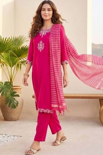 Women Ethnic Motifs Embroidered Regular Thread Work Kurta with Trousers & With Dupatta