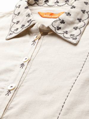 Ethnic Motifs Embroidered Thread Work Kurti with Trousers 2