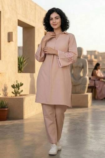 Peach-Coloured Floral Embroidered Shirt Collar Thread Work Kurta With Trousers