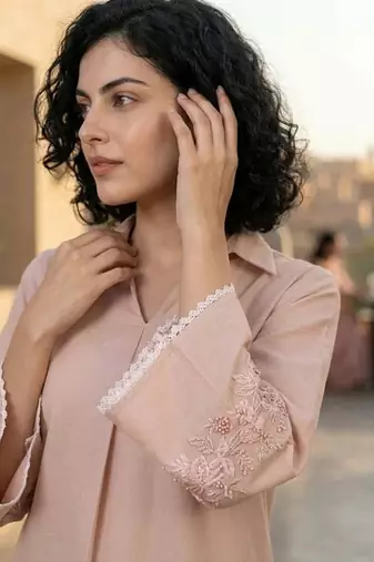 Peach-Coloured Floral Embroidered Shirt Collar Thread Work Kurta With Trousers