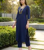Women Regular Thread Work Kurta with Trousers